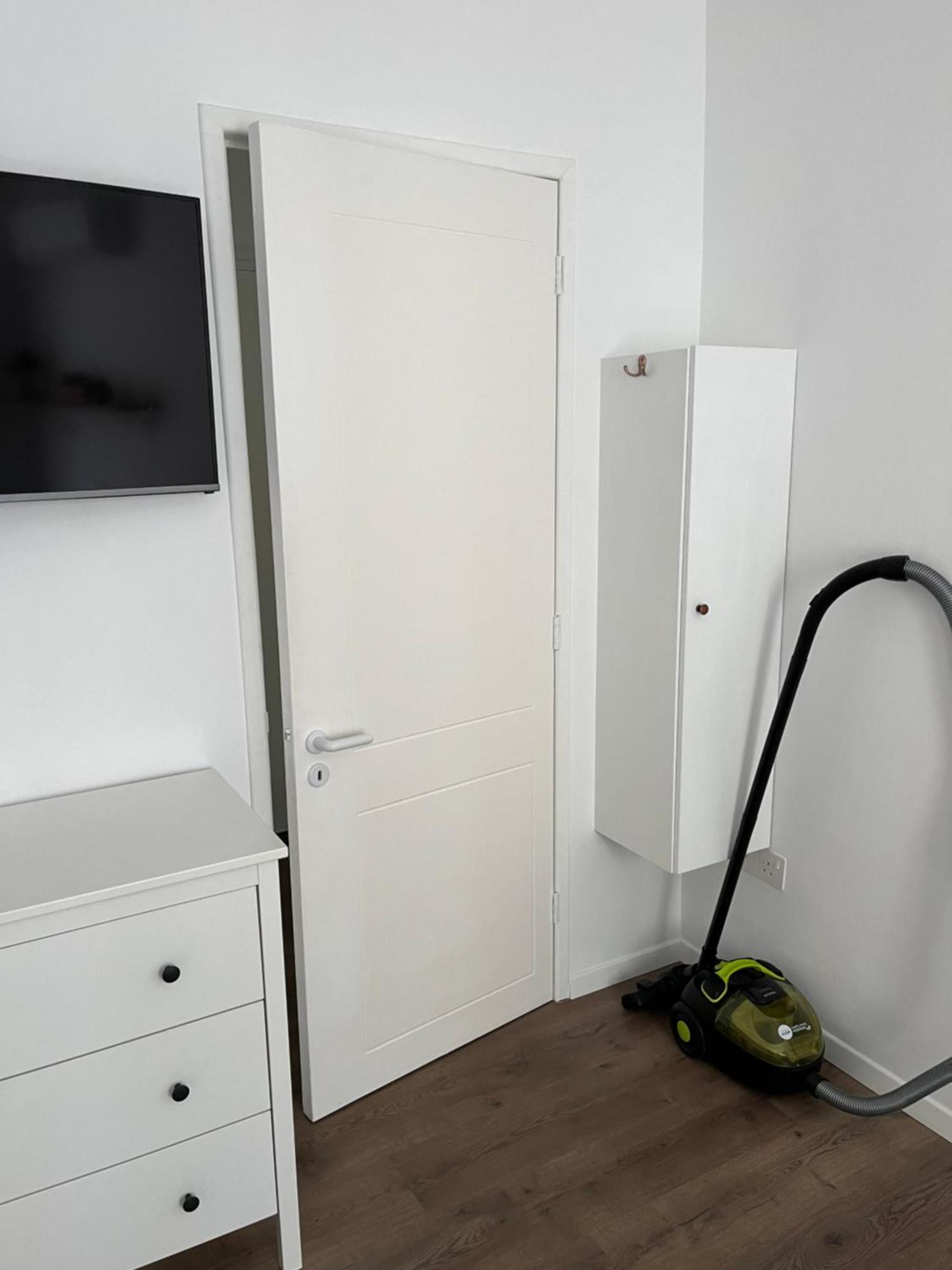 Apartment In Residential Complex With Pool Klorakas Exteriér fotografie